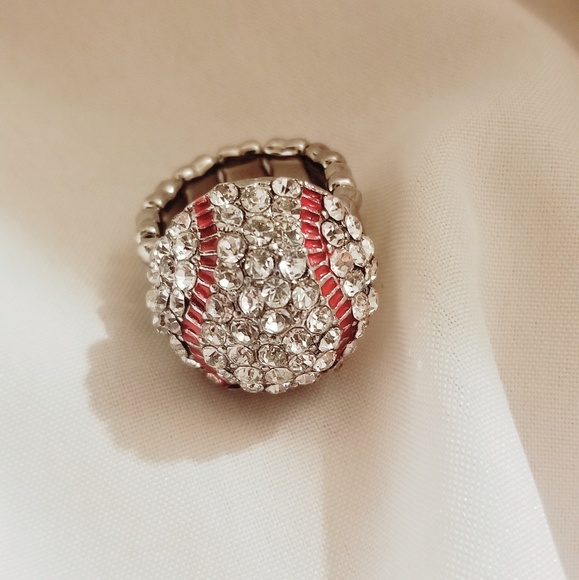 ⚾️ Baseball Pendant and Ring & ⚾️ Baseball Keyring.   B2 - Picture 3 of 4